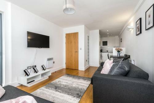 Modern Apartment With Free Parking