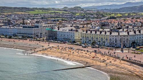 Bed & Breakfast White Court Seaview Llandudno Hotel