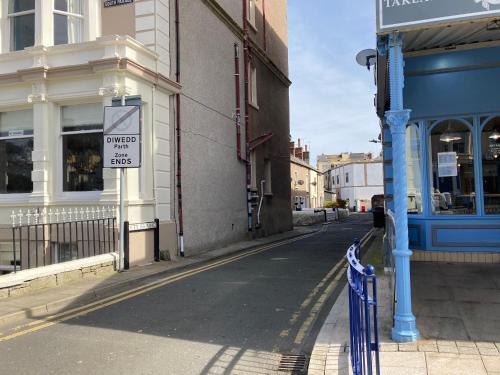 Beachside Cottage - Delightful 3 Bedroomed Cottage