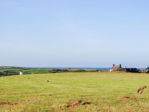Ty Ar Ben Bryn