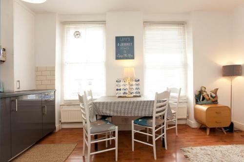 Islington Chic Apartment