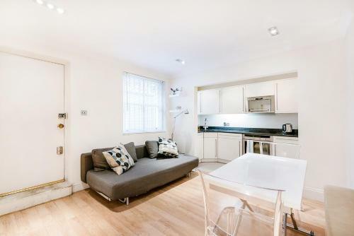 Notting Hill Gardens Apartments