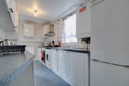Newark House - 2 Bedroom Serviced Apartment