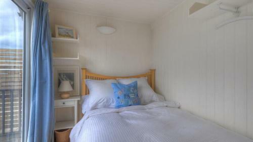 8 Bowling Green Chalets