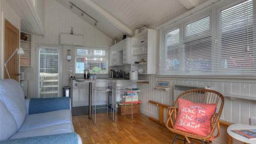 8 Bowling Green Chalets