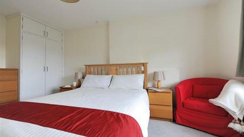 1 Studley Gardens
