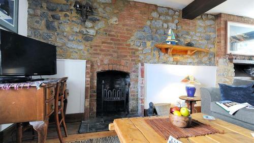 Bedrock Cottage