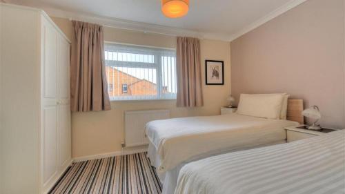 45 Queens Walk