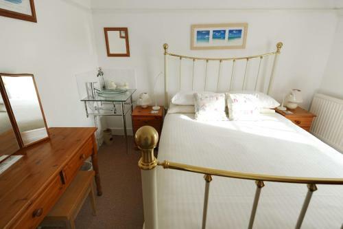 Waltham House