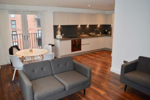 Modern 2 Bedroom Apartment In Manchester