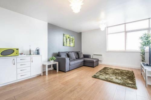 *ah4u* 1-bed Apartment