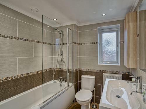Pass The Keys Stylish & Homely Manchester Apartment