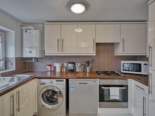 Pass The Keys Stylish & Homely Manchester Apartment