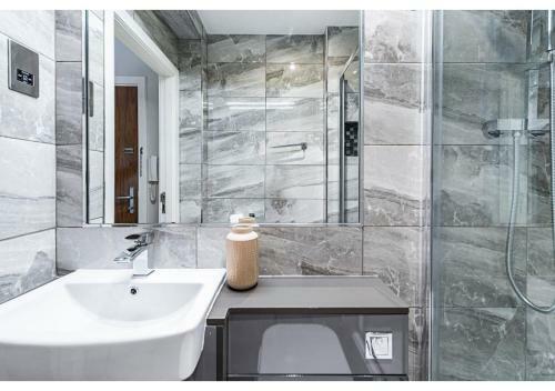 Modern Studios And Apartments, Manchester - Sk