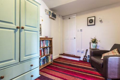 Castle Inn - 2 Bedroom Apartment - Manorbier