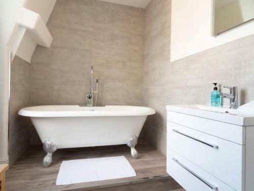 The Post Office - Refurbished Spacious Apartment Near Margate Old Town