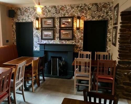 Kings Arms Hotel