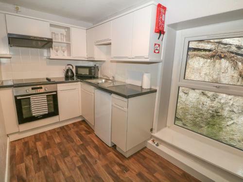 George Centre Apartment 5