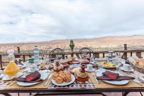 Bed & Breakfast Kasbah Tizzarouine