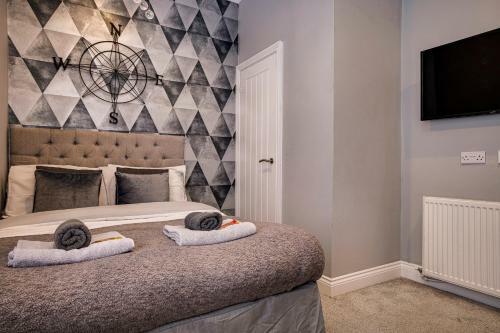 Haddon House Sleeps 7 - Workstays Uk
