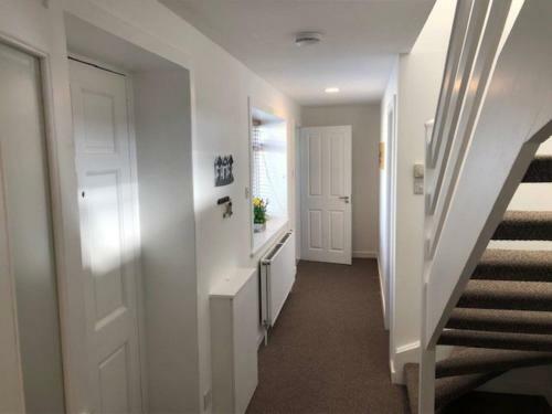 Beach Cottage Charming Cottage 2 Mins From The Beach