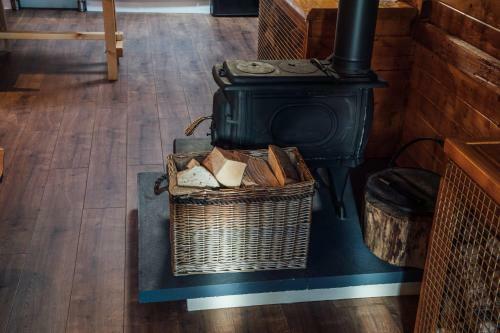Donard Shadow Lodge