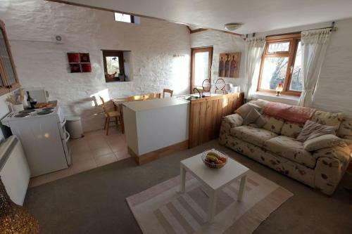 Comfort Cottage Healing
