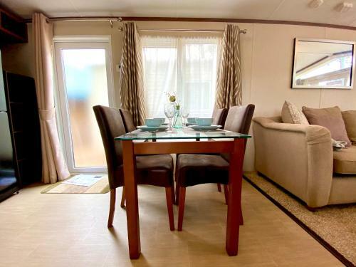 Apartamento New Forest Caravan Holidays Hoburne Bashley Rowan 18