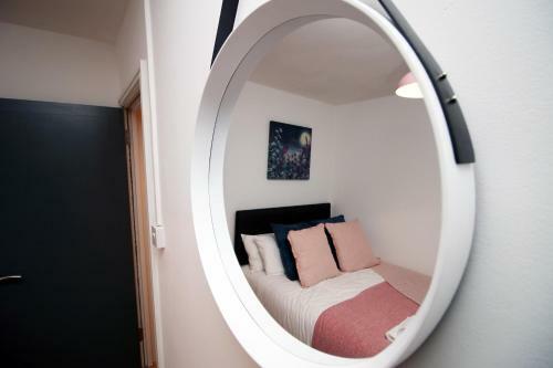 Chepstow House Apartment 1 By Staybc