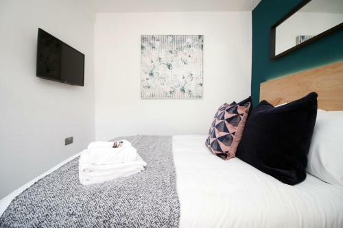 Aneurin House By Staybc