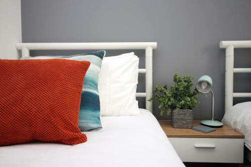 Usk House By Staybc