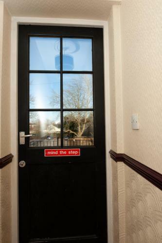 Hotel The Ship Inn Caerleon