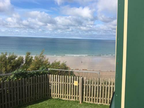 176 @newquay View - Families & Couples Only