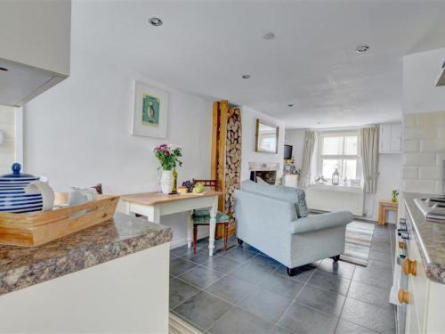 Holiday Home Puffin Cottage