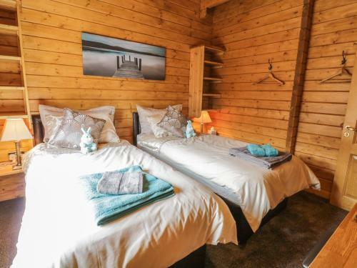 Manor Farm Lodges - Red Kite Lodge