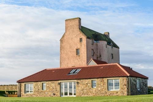 North Berwick Chateau Sleeps 16