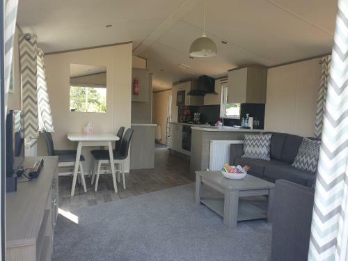 Outstanding 3 Bedroom2018model Caravan Northampton