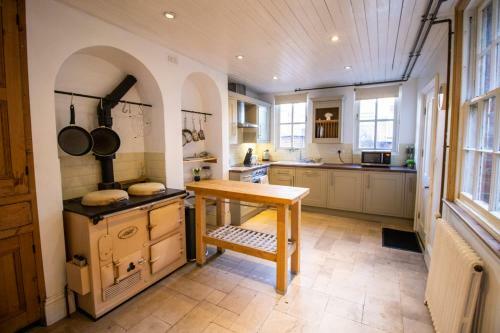 Apartamento Characterful Contractor & Family House By Comfyworkers