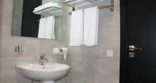 Ubay Hotel