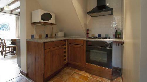 Ash Cottage, 2 Bed, Oxwich