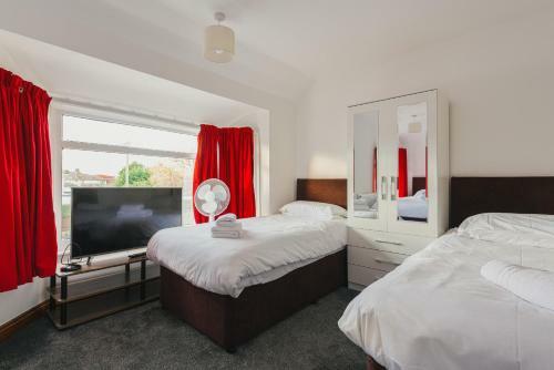 Saint Luke's Apartments By Paym�n Club