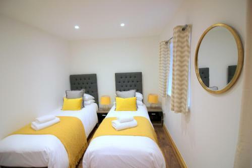 Saint Luke's Apartments By Paym�n Club