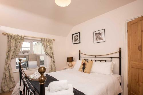 Spacious Victorian 4 Bedroom House In North Oxford