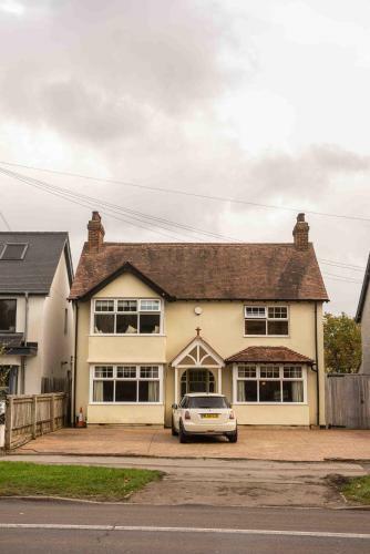 Spacious Victorian 4 Bedroom House In North Oxford