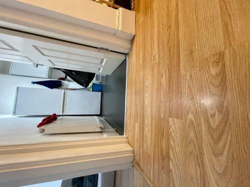 1-bed Apartment Next To Paisley Gilmour Station!