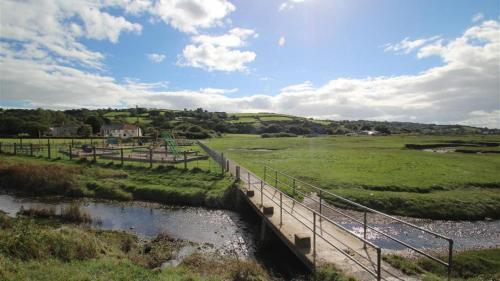 Llanmorlais Farm Cottage, Llanmorlais