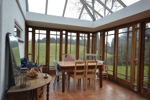 Downgate Villa, Petersfield