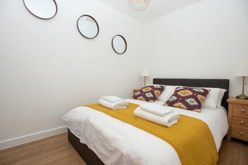 Modern 1 Bedroom Apartment In City Centre