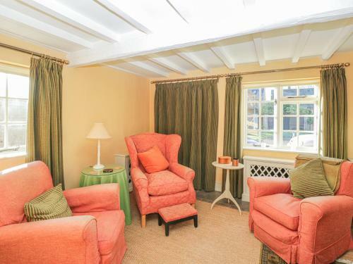 23 Clifford Chambers