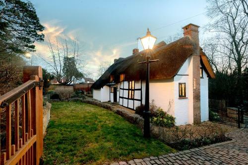 Brookside Cottage, Shottery